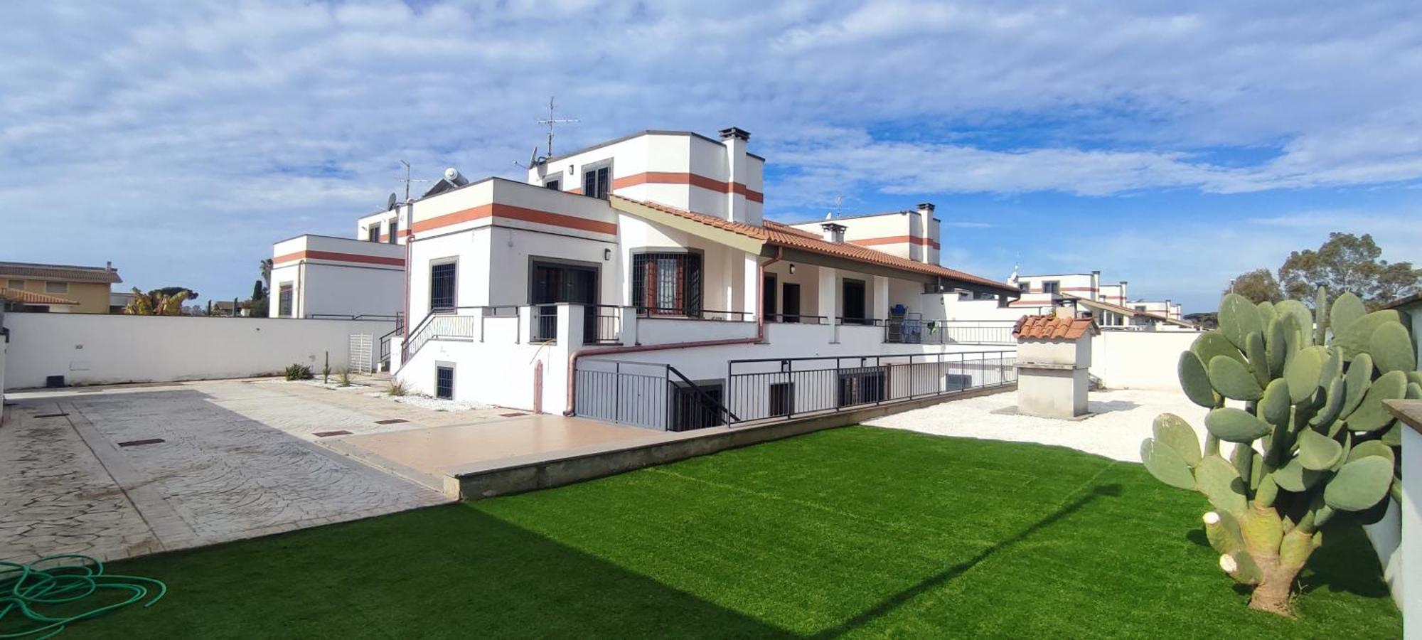 Villa Bassani, Grande E Luminosa Ideale Per Gruppi Infernetto Esterno foto